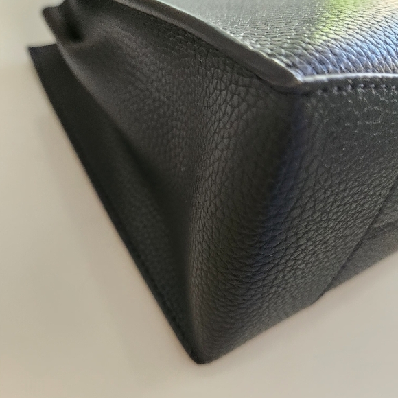 NWOT! Michael Kors Black Women's Convertible Crossbody Bag-NWOT - Picture 10 of 12